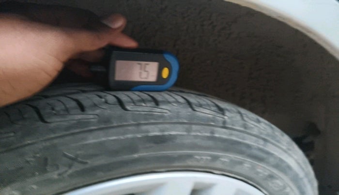 2014 Maruti Wagon R 1.0 VXI, Petrol, Manual, 42,240 km, tyre