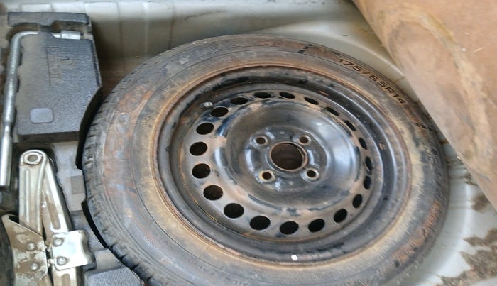 2013 Honda Amaze 1.5L I-DTEC S, Diesel, Manual, 95,046 km, tyre