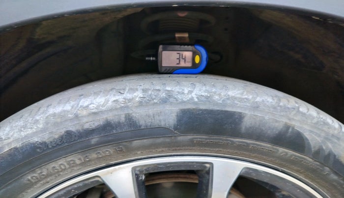 2022 Maruti XL6 ALPHA AT, Petrol, Automatic, 56,730 km, tyre