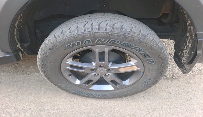 2024 Mahindra Thar LX HARD TOP 4WD MT, Diesel, Manual, 23,616 km, tyre