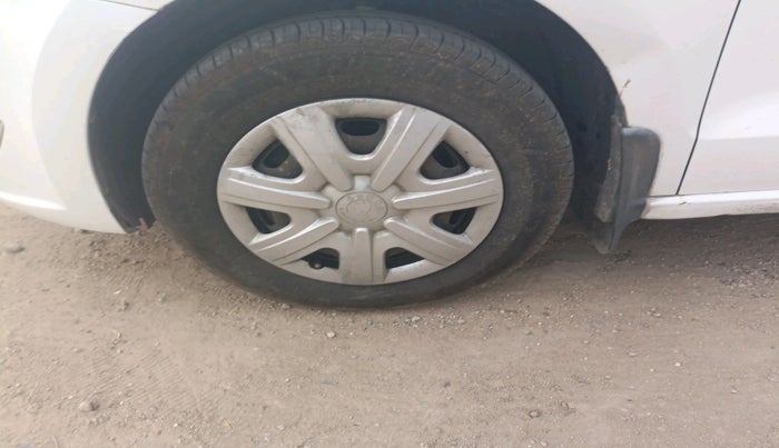 2012 Skoda Rapid AMBITION 1.6 MPI AT, Petrol, Automatic, 1,46,327 km, tyre