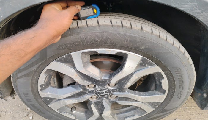 2017 Honda WR-V 1.5L I-DTEC VX MT, Diesel, Manual, 1,07,999 km, tyre