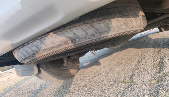 2012 Toyota Fortuner 3.0 4X2 AT, Diesel, Automatic, 1,93,582 km, tyre