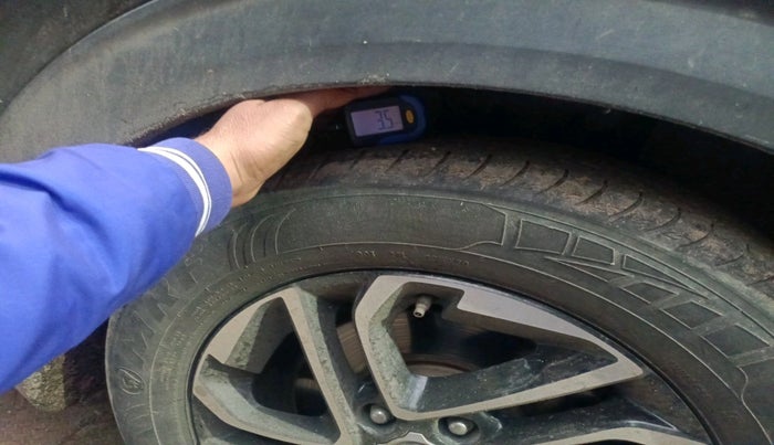 2022 KIA CARENS LUXURY PLUS 1.5 DIESEL 7 STR, Diesel, Manual, 70,003 km, tyre