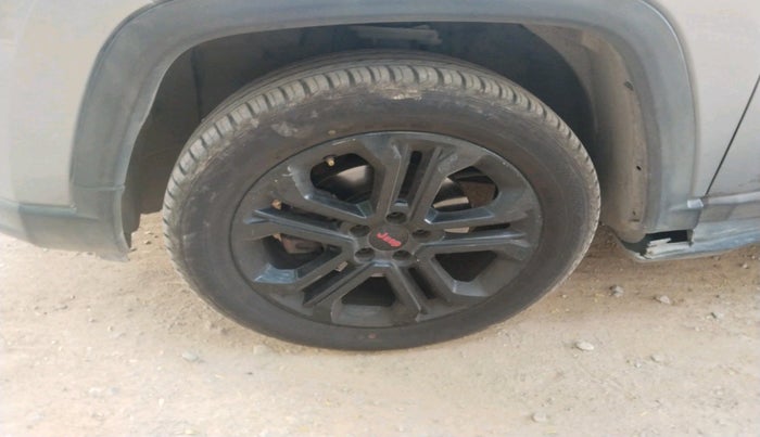 2021 Jeep Compass LIMITED (O) 2.0 DIESEL 4X4 AT, Diesel, Automatic, 1,16,150 km, tyre