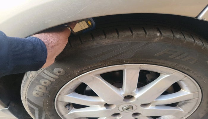 2013 Renault Fluence 1.5 E2, Diesel, Manual, 94,942 km, tyre