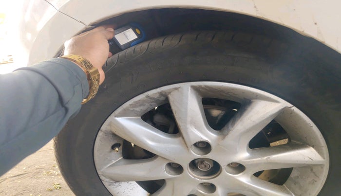 2017 Tata Zest XT 90PS DIESEL, Diesel, Manual, 1,31,029 km, tyre