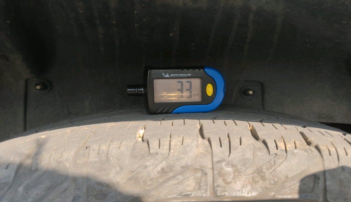 2023 Mahindra BOLERO NEO N10 R, Diesel, Manual, 31,672 km, tyre