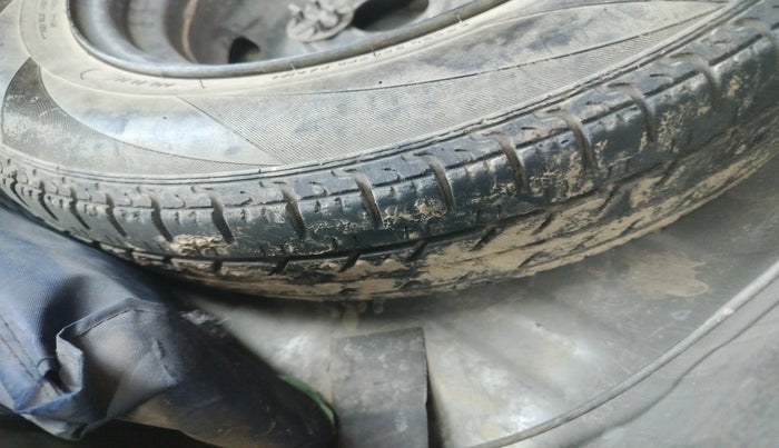 2018 Renault Kwid RXT 0.8 (O), Petrol, Manual, 62,146 km, tyre