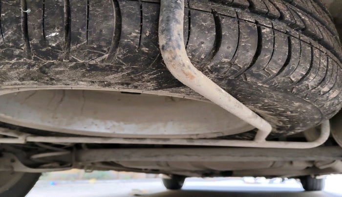 2015 Maruti Ertiga ZDI, Diesel, Manual, 1,96,119 km, tyre