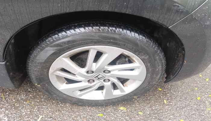 2015 Honda Jazz 1.2L I-VTEC V AT, Petrol, Automatic, 48,367 km, tyre