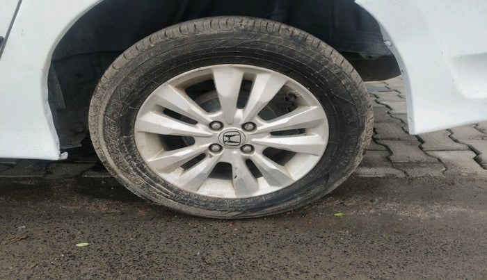 2013 Honda City 1.5L I-VTEC V MT, Petrol, Manual, 95,457 km, tyre