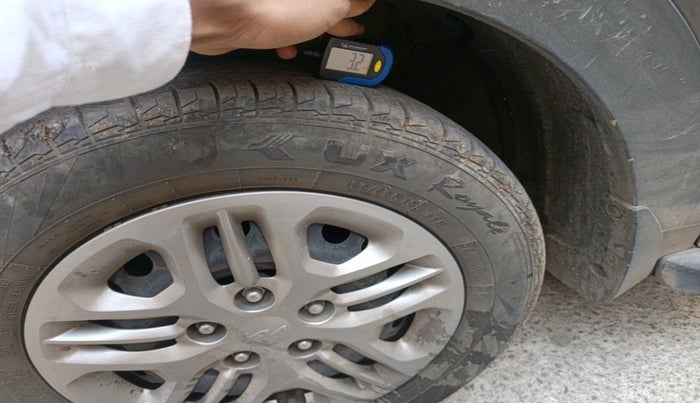 2022 KIA CARENS PRESTIGE 1.5 PETROL 7 STR, Petrol, Manual, 36,538 km, tyre