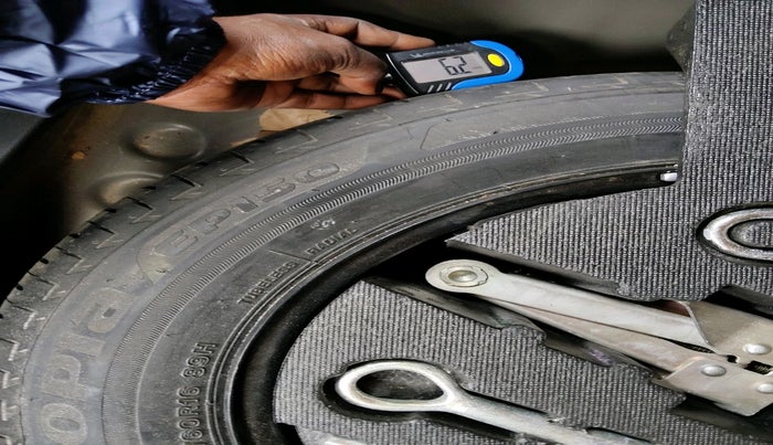 2017 Honda WR-V 1.5L I-DTEC VX MT, Diesel, Manual, 73,881 km, tyre