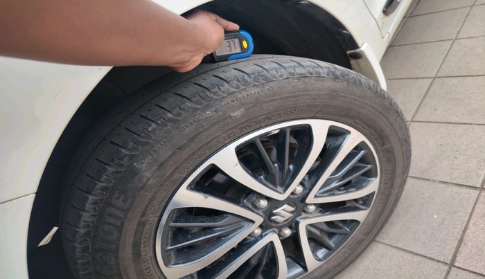 2022 Maruti Ertiga ZXI (O) CNG, Petrol, Manual, 26,003 km, tyre