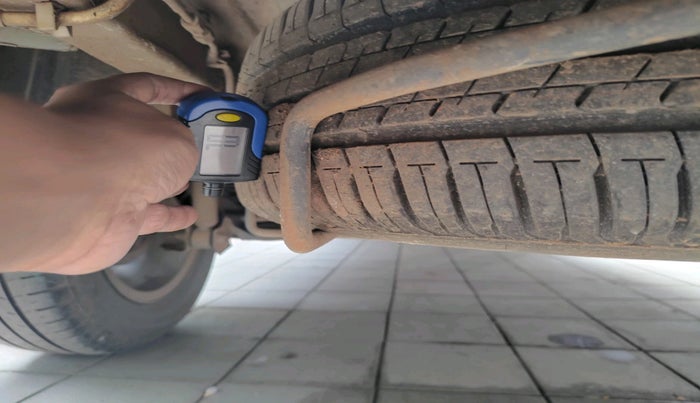 2022 Maruti Ertiga ZXI (O) CNG, Petrol, Manual, 26,003 km, tyre