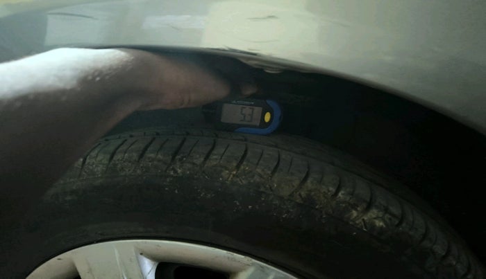 2011 Skoda Fabia ACTIVE 1.2 TDI, Diesel, Manual, 1,80,133 km, tyre