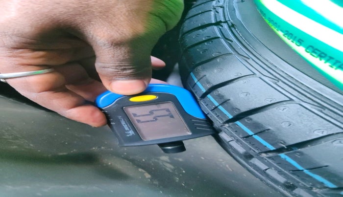 2017 Maruti Ciaz ALPHA 1.4 PETROL, Petrol, Manual, 58,026 km, tyre