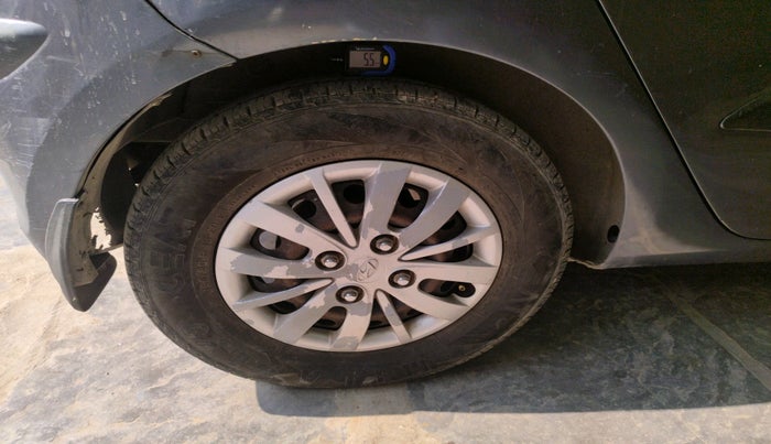 2014 Hyundai i10 SPORTZ 1.1, Petrol, Manual, 1,61,261 km, tyre