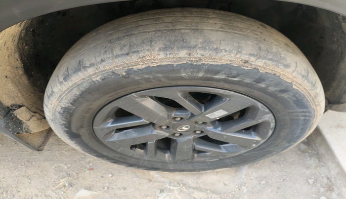 2023 Tata Harrier XT PLUS 2.0L KRYOTEC DARK EDITON, Diesel, Manual, 61,380 km, tyre