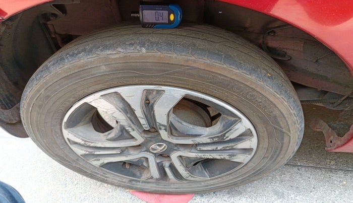 2019 Tata Tiago XZA PETROL, Petrol, Automatic, 89,127 km, tyre