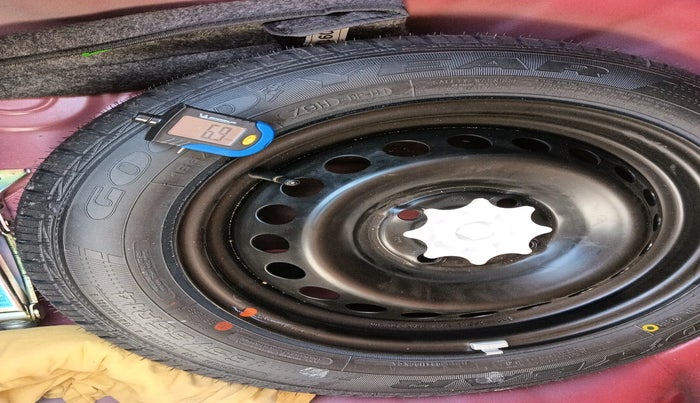 2018 Hyundai Grand i10 SPORTZ AT 1.2 KAPPA VTVT, Petrol, Automatic, 31,260 km, tyre