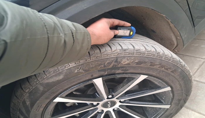 2024 KIA SELTOS HTE 1.5 Diesel MT, Diesel, Manual, 22,524 km, tyre