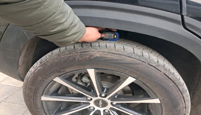 2024 KIA SELTOS HTE 1.5 Diesel MT, Diesel, Manual, 22,524 km, tyre