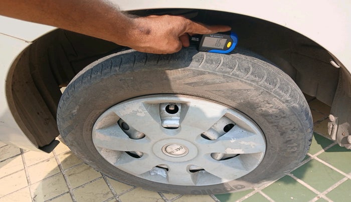 2014 Maruti Wagon R 1.0 LXI CNG, CNG, Manual, 49,729 km, tyre