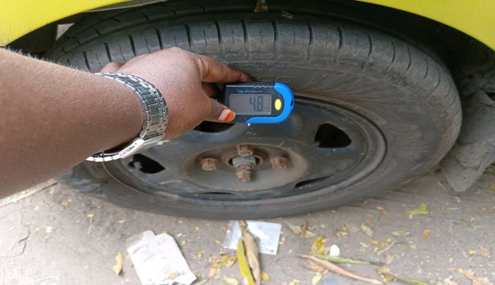 2011 Chevrolet Beat LS PETROL, Petrol, Manual, 76,505 km, tyre