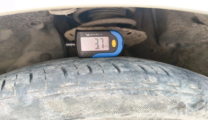 2015 Honda City 1.5L I-VTEC SV, Petrol, Manual, 65,216 km, tyre