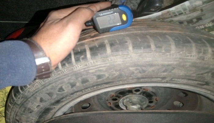 2019 Maruti Celerio VXI CNG, Petrol, Manual, 49,102 km, tyre