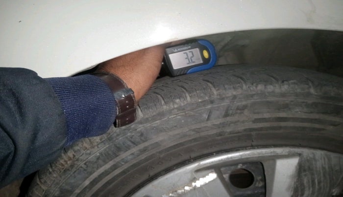 2019 Maruti Celerio VXI CNG, Petrol, Manual, 49,102 km, tyre