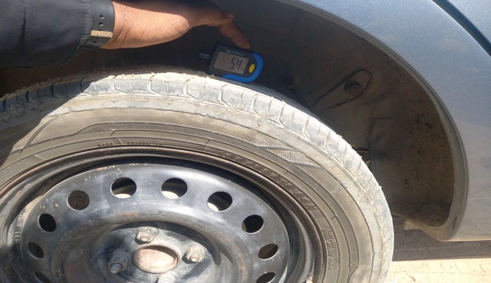 2018 Toyota Etios VD PLATINUM, Diesel, Manual, 1,19,548 km, tyre