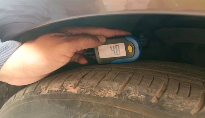 2021 Hyundai AURA SX 1.2, Petrol, Manual, 41,889 km, tyre