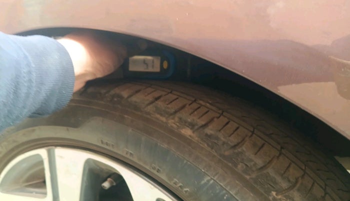 2021 Hyundai AURA SX 1.2, Petrol, Manual, 41,889 km, tyre