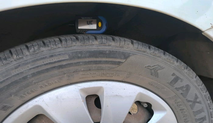 2011 Hyundai i10 MAGNA 1.1, CNG, Manual, 1,46,946 km, tyre