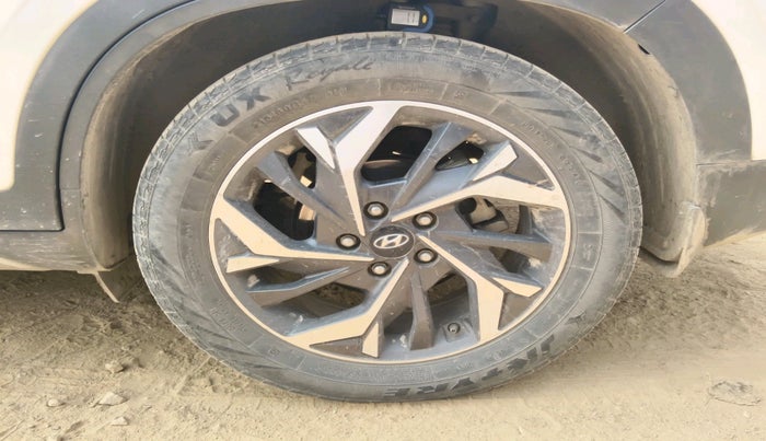 2022 Hyundai Creta SX (O) 1.5 DIESEL, Diesel, Manual, 1,14,198 km, tyre