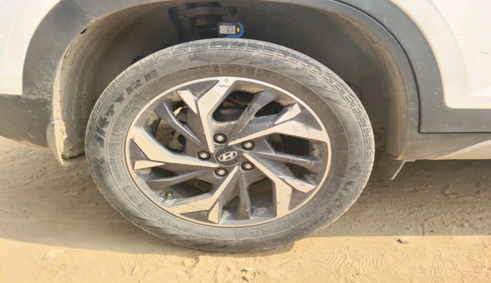 2022 Hyundai Creta SX (O) 1.5 DIESEL, Diesel, Manual, 1,14,198 km, tyre