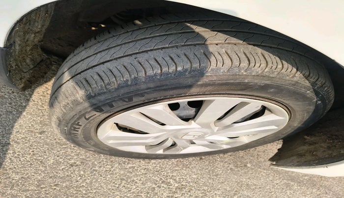 2017 Honda Jazz 1.2L I-VTEC S, Petrol, Manual, 67,880 km, tyre