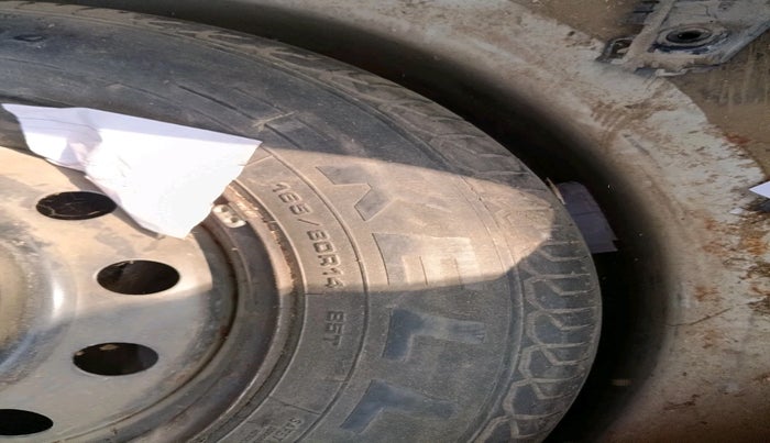 2013 Maruti Ritz VDI, Diesel, Manual, 8,40,745 km, tyre