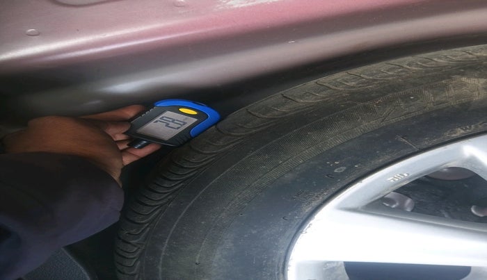 2011 Toyota Corolla Altis G PETROL, Petrol, Manual, 29,413 km, tyre