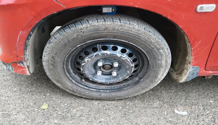 2012 Honda Brio S MT, Petrol, Manual, 84,597 km, tyre