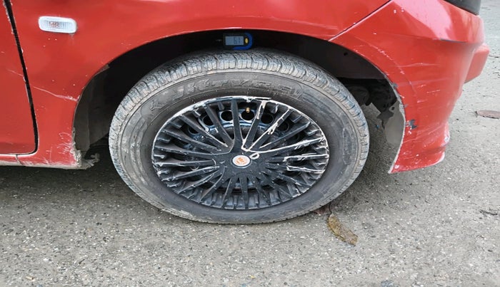 2012 Honda Brio S MT, Petrol, Manual, 84,597 km, tyre