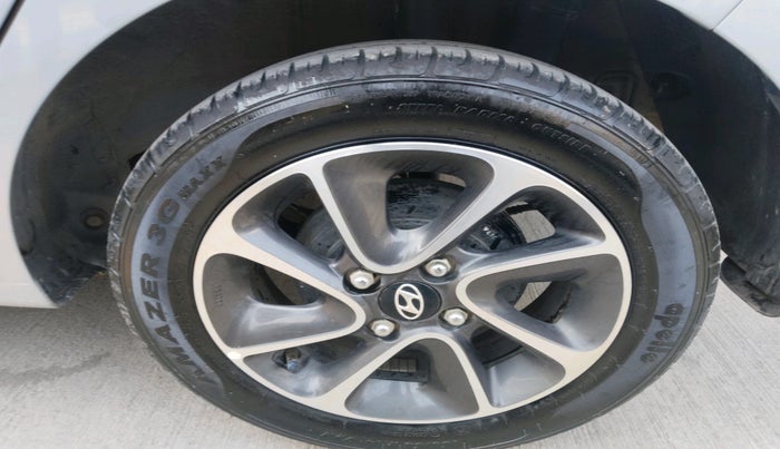 2019 Hyundai Grand i10 ASTA 1.2 KAPPA VTVT, Petrol, Manual, 27,009 km, tyre