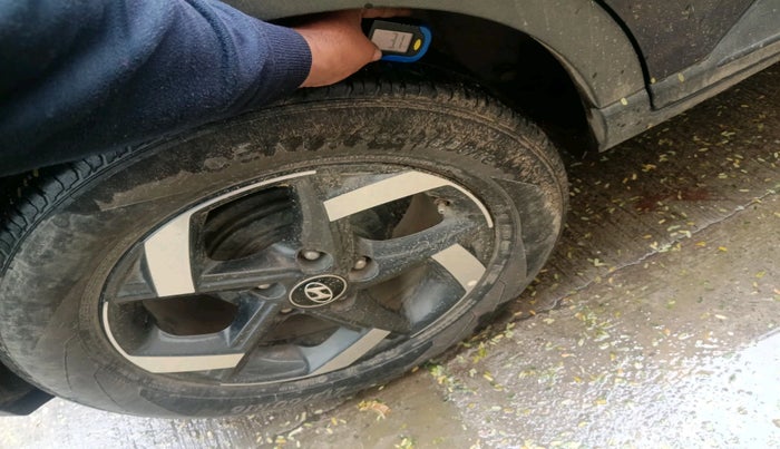 2019 Hyundai VENUE SX 1.0 TURBO, Petrol, Manual, 47,689 km, tyre