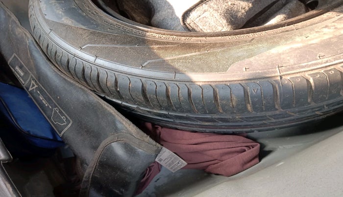 2019 Hyundai Verna 1.6 CRDI SX (O) AT, Diesel, Automatic, 70,979 km, tyre