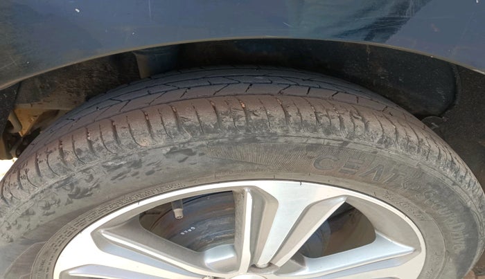 2019 Hyundai Verna 1.6 CRDI SX (O) AT, Diesel, Automatic, 70,979 km, tyre