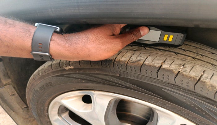 2019 Jeep Compass LIMITED PLUS DIESEL, Diesel, Manual, 1,31,488 km, tyre