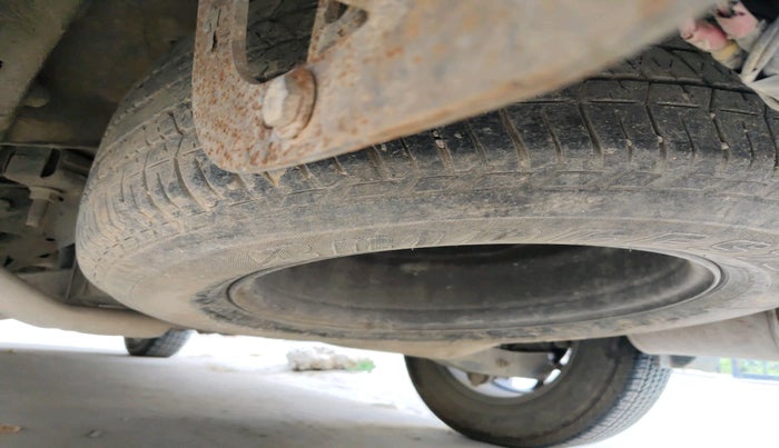 2014 Mahindra XUV500 W4, Diesel, Manual, 1,41,215 km, tyre